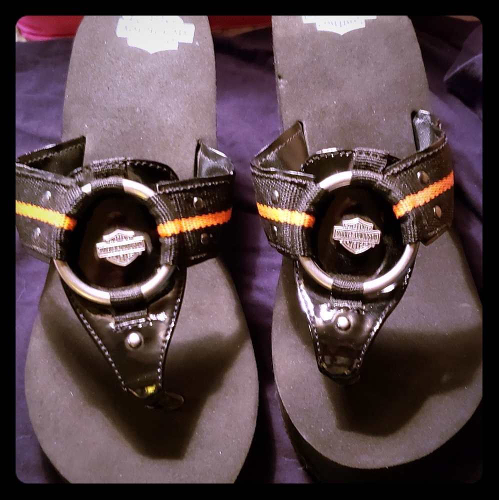 NWOT Harley Davidson flip flop wedges